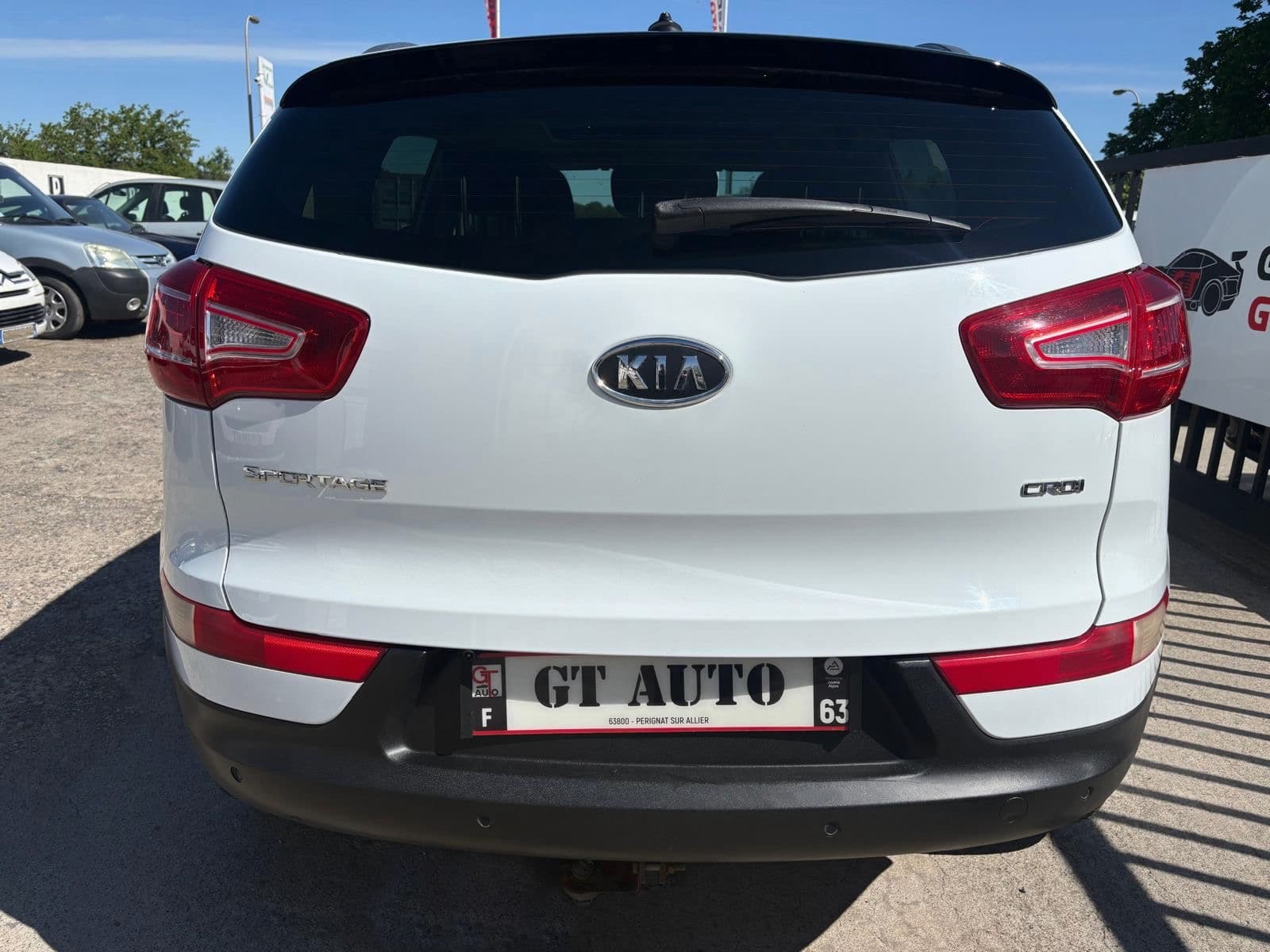 KIA SPORTAGE PREMIUM 2.0 CRDI 136 CH 4X4 - Vue 3