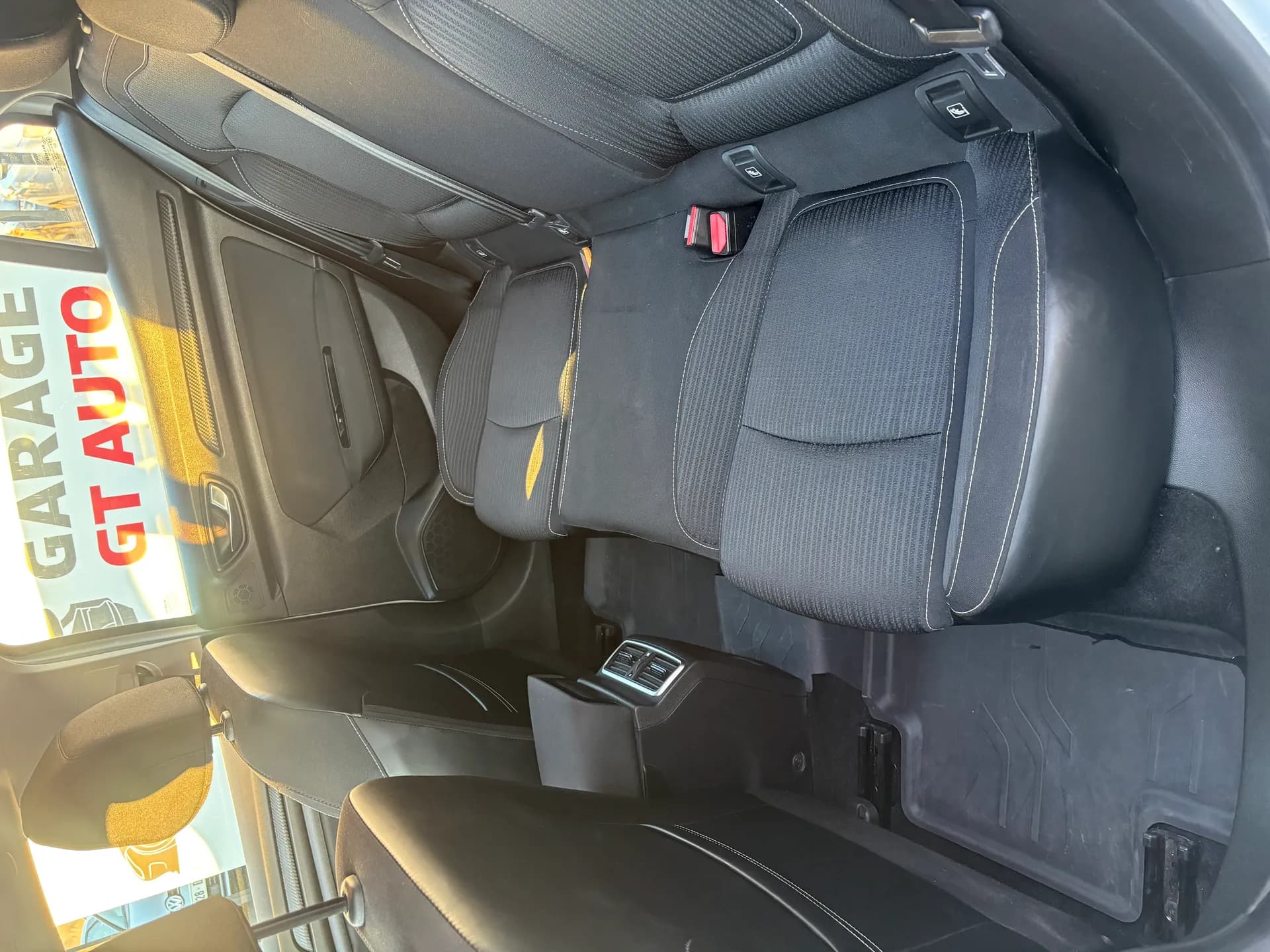RENAULT MEGANE IV IV 1.5 DCI 110 ENERGY BUSINESS - GPS, APPLE CARPLAY, RADAR 360° - Vue 19