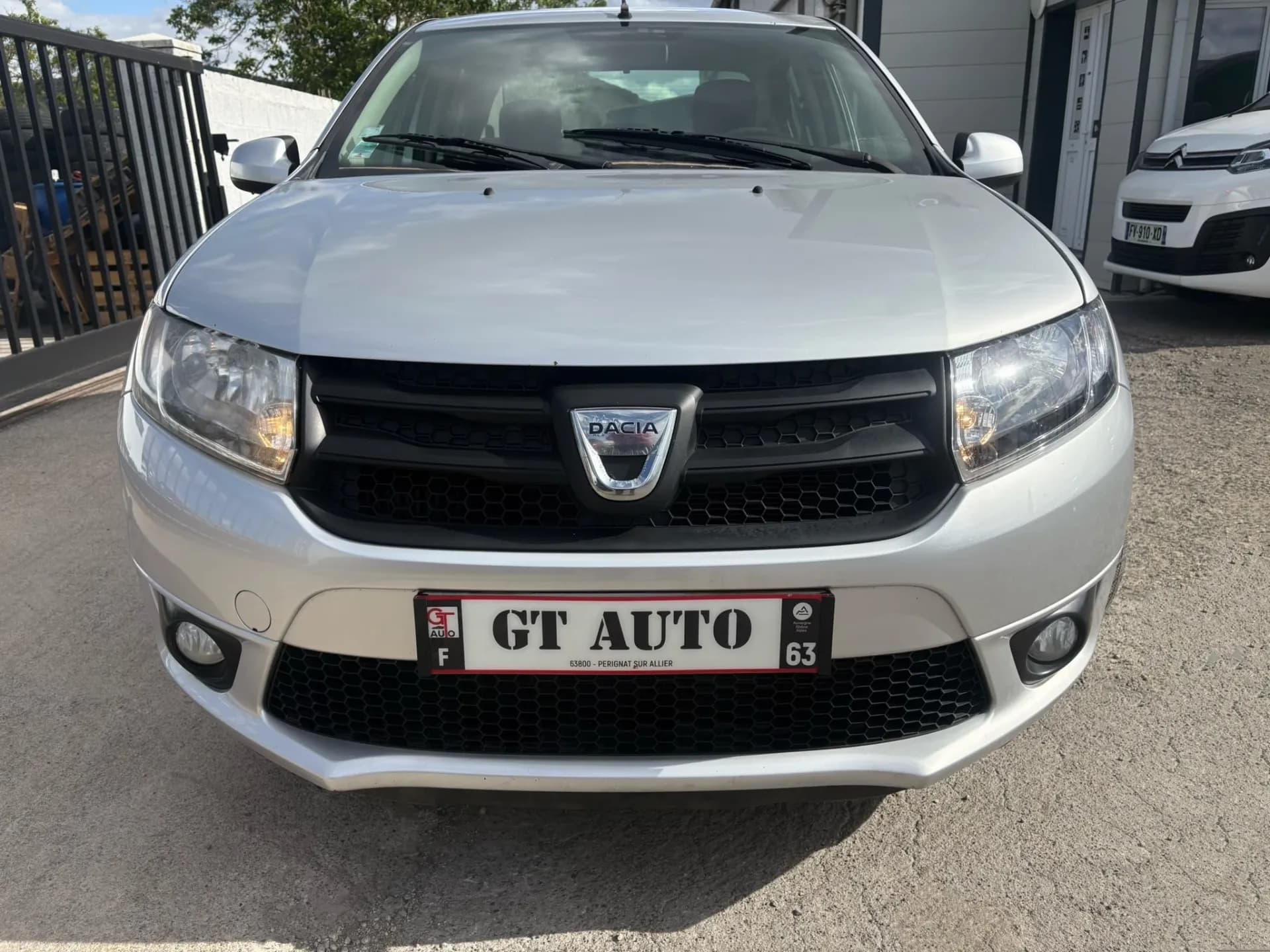 DACIA LOGAN 0.9 TCE 90 CH eco Lauréate - Vue 6