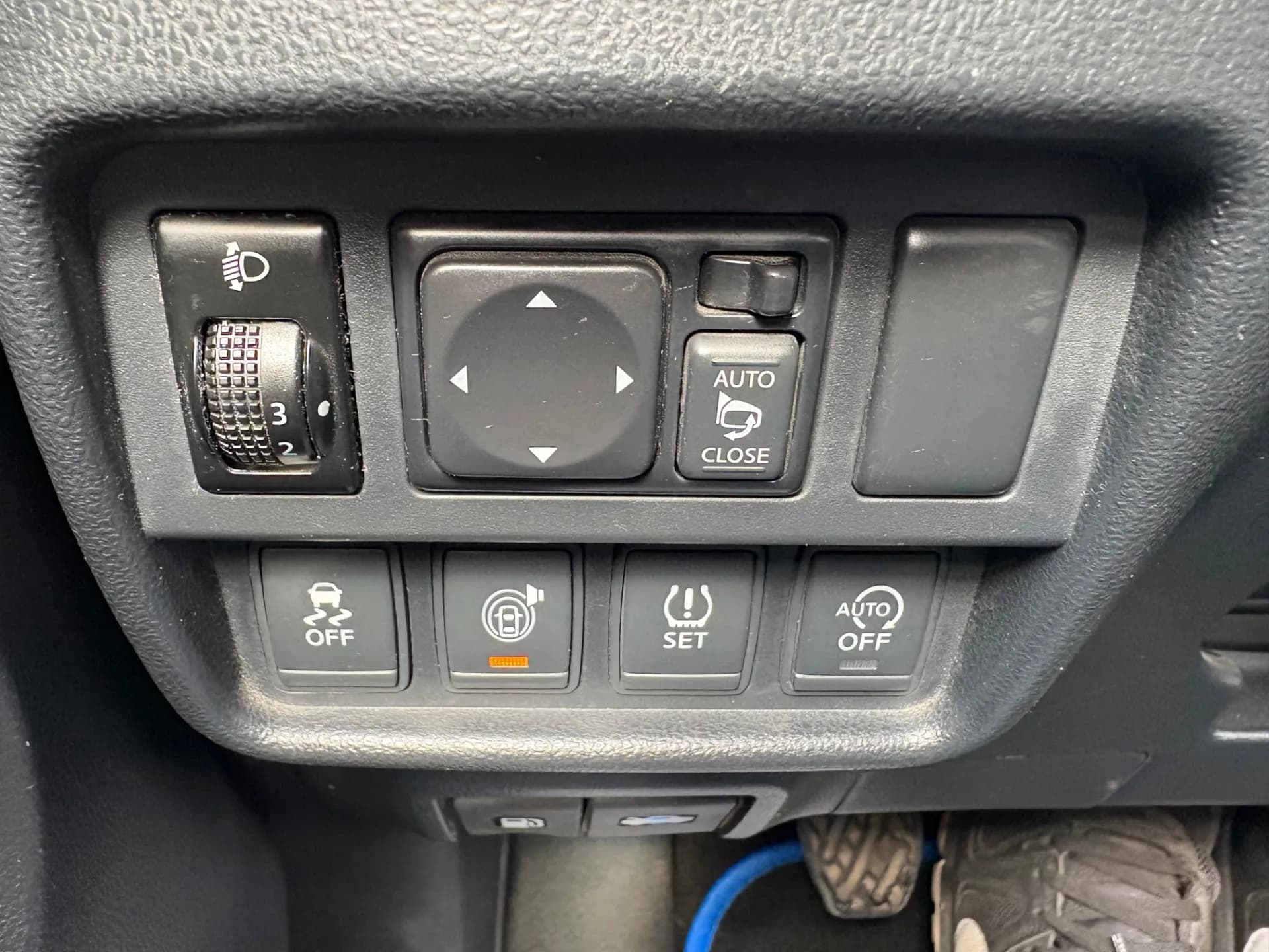 NISSAN JUKE TEKNA 1.5 DCI 110 CH , TOIT OUVRANT PANORAMIQUE, GPS - Vue 11