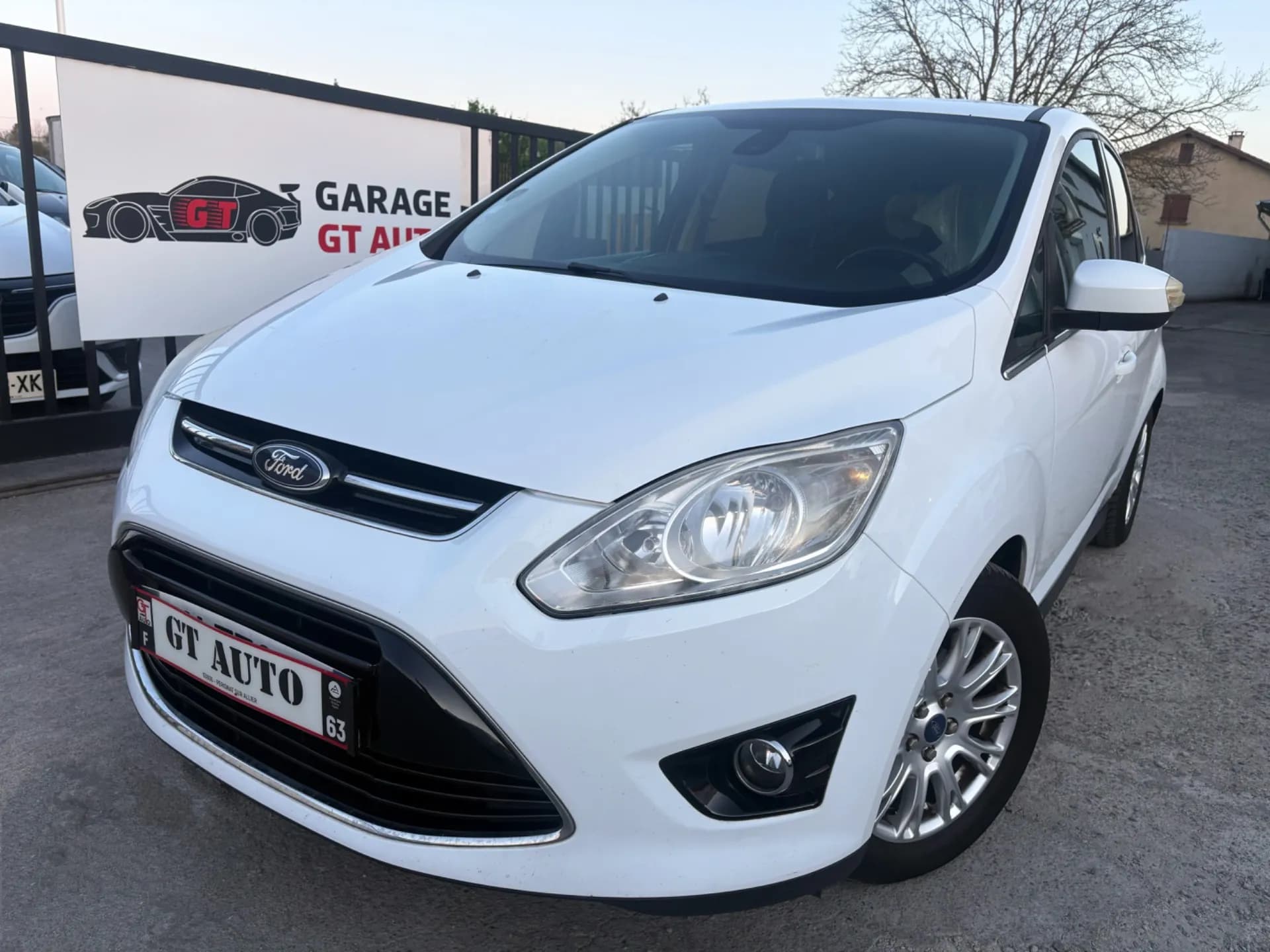 2010 FORD C-MAX TITANIUM 1.6 TDCI 115 CH - 5 portes, GPS, Radar de recul