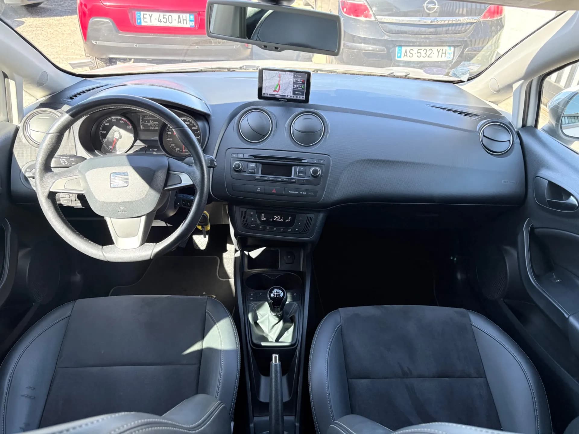 SEAT IBIZA ITECH 1.2 TSI 105 CH - 5 Portes , GPS, radar de recul, regulateur de vitesse - Vue 17
