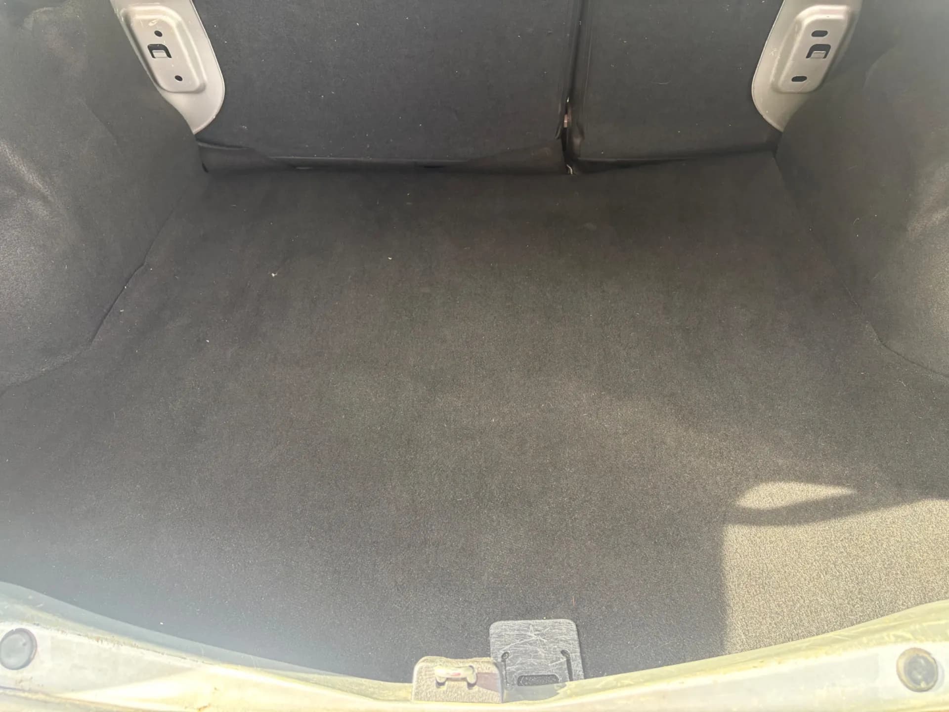 DACIA LOGAN 0.9 TCE 90 CH eco Lauréate - Vue 12