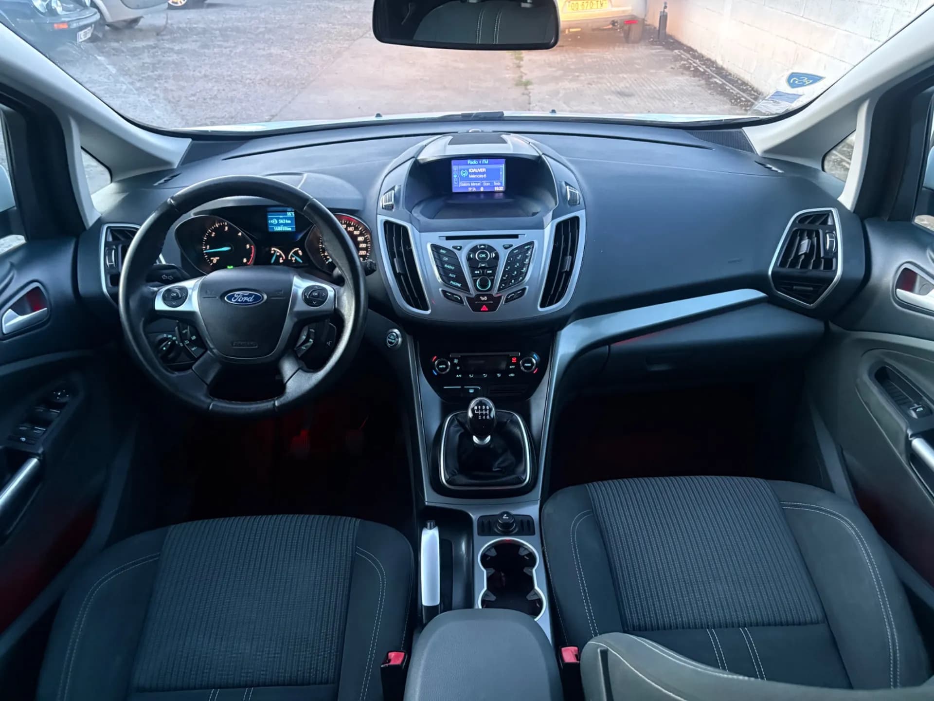 FORD C-MAX TITANIUM 1.6 TDCI 115 CH - 5 portes, GPS, Radar de recul - Vue 11