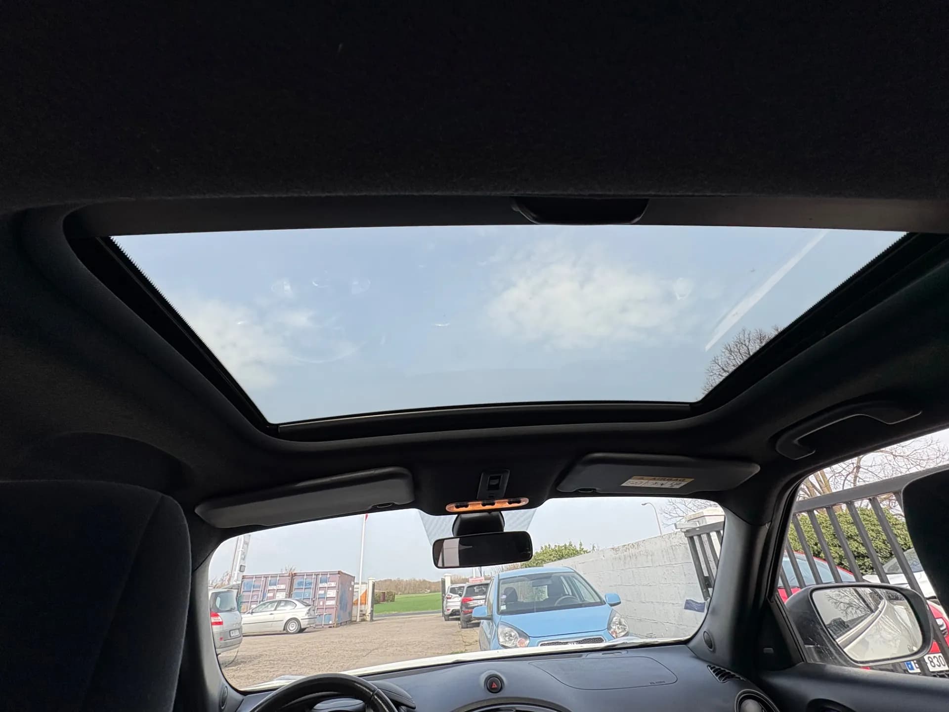 NISSAN JUKE TEKNA 1.5 DCI 110 CH , TOIT OUVRANT PANORAMIQUE, GPS - Vue 16